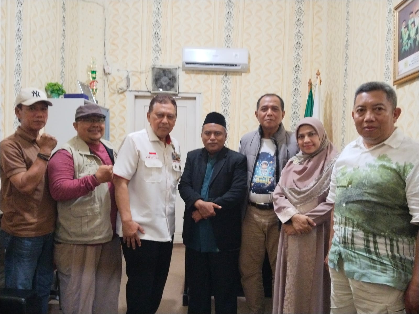 Silaturahmi Marsda TNI (P) H. Ahmad Sajili Bahas Pendidikan Berkelanjutan Bersama Rektor IAI Al-Aqidah Al-Hasyimiyyah